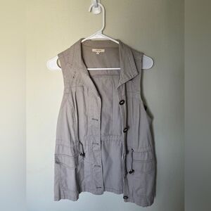 Maurices Women's Sleeveless Tan Utility Vest